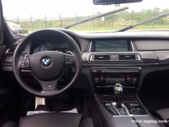 2014 BMW 750i XDRIVE 37000m