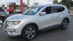 2017 Nissan Rogue SL ۼ18995