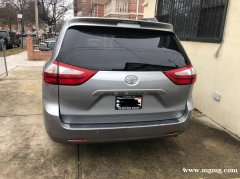 2015 Toyota Sienna AWD LE 